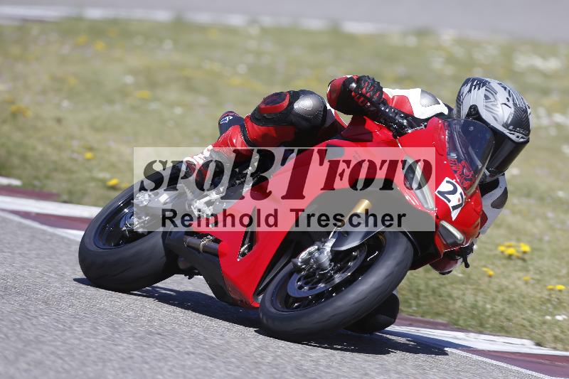 /05 07.04.2026 Cornu Master School ADR/Gruppe rot/27